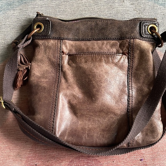 The Sak Genuine Leather Crossbody Bag Beautiful Brown - Picture 11 of 16